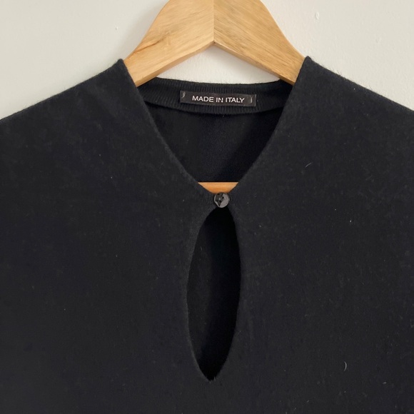 XSOLDX Lovely wool keyhole neckline bodycon dress - Picture 4 of 8